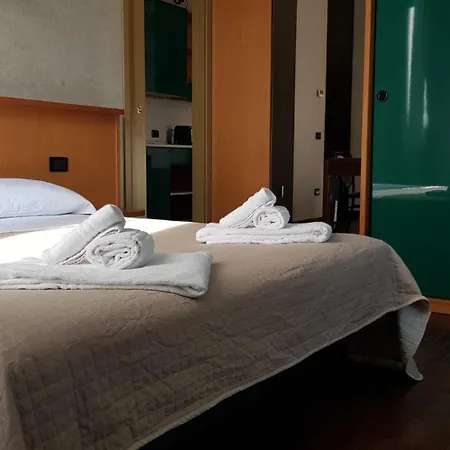 Apartment Apparthotel Brescia 3*